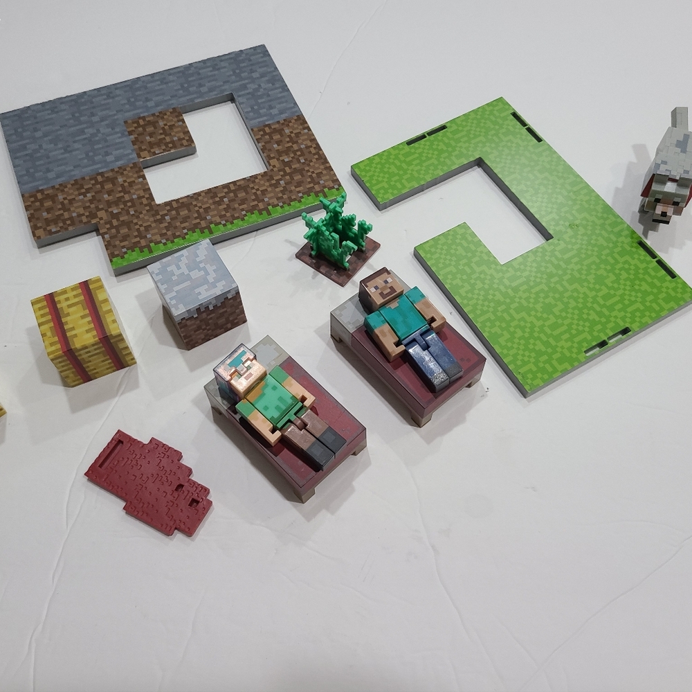 Mattel Minecraft Action Figures Playset - Green, Brown, Gray